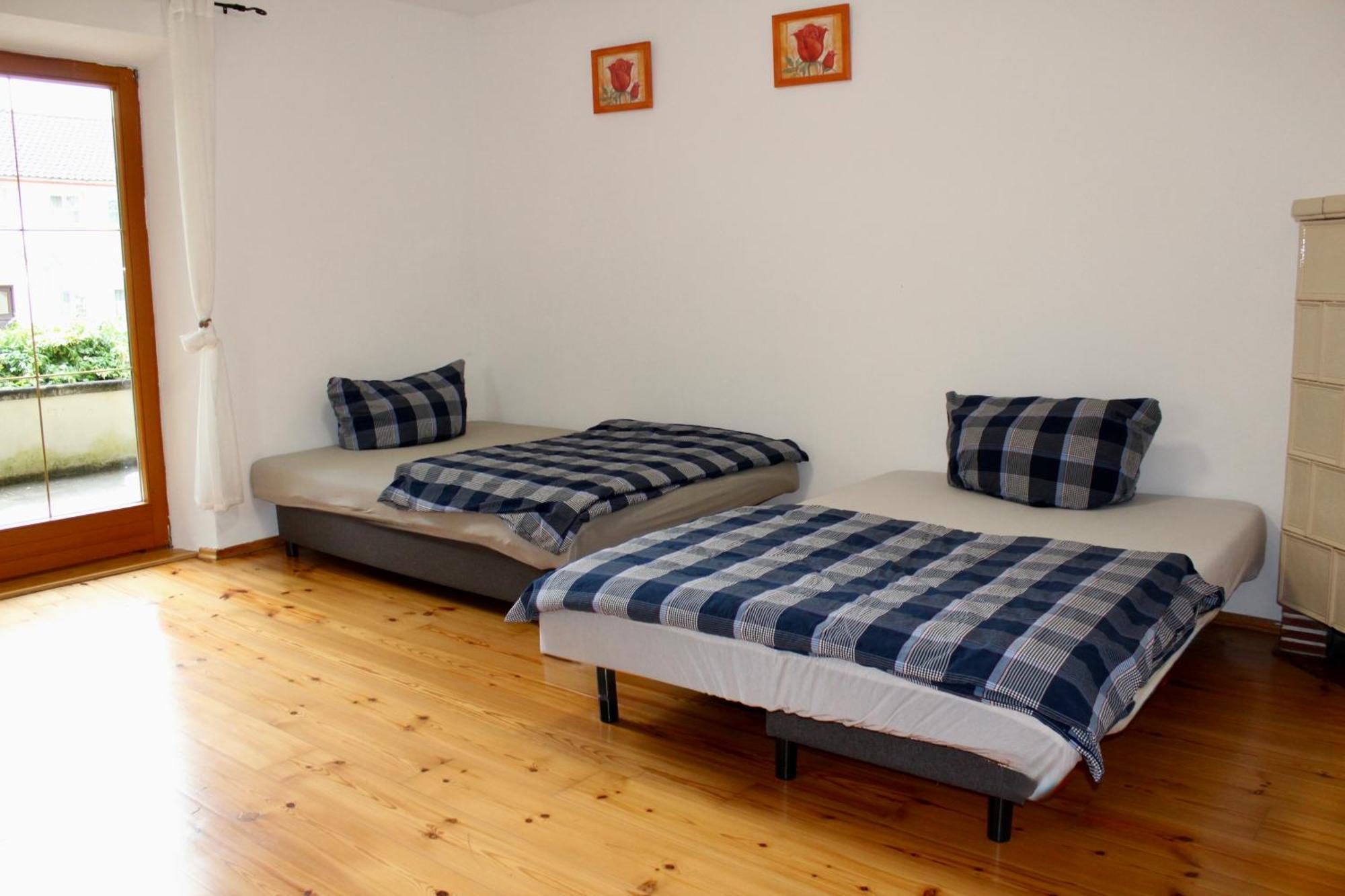 Ferienhaus Mit Garten Fuer Bis Zu 6 Personen Розенхайм Екстериор снимка