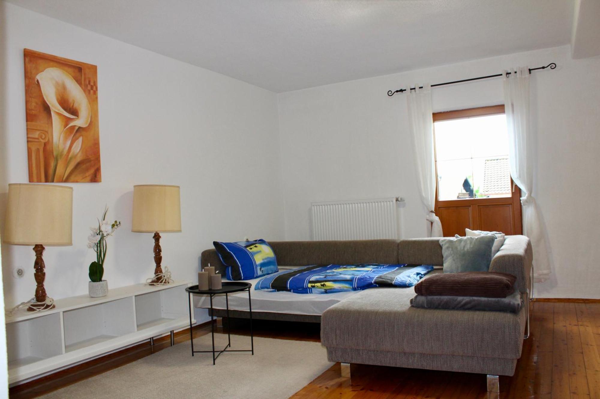 Ferienhaus Mit Garten Fuer Bis Zu 6 Personen Розенхайм Екстериор снимка